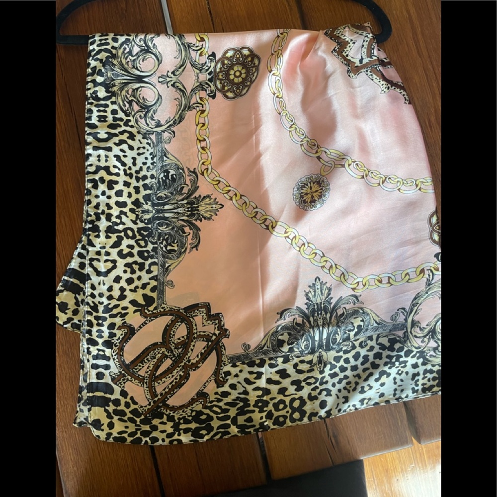 scarf top